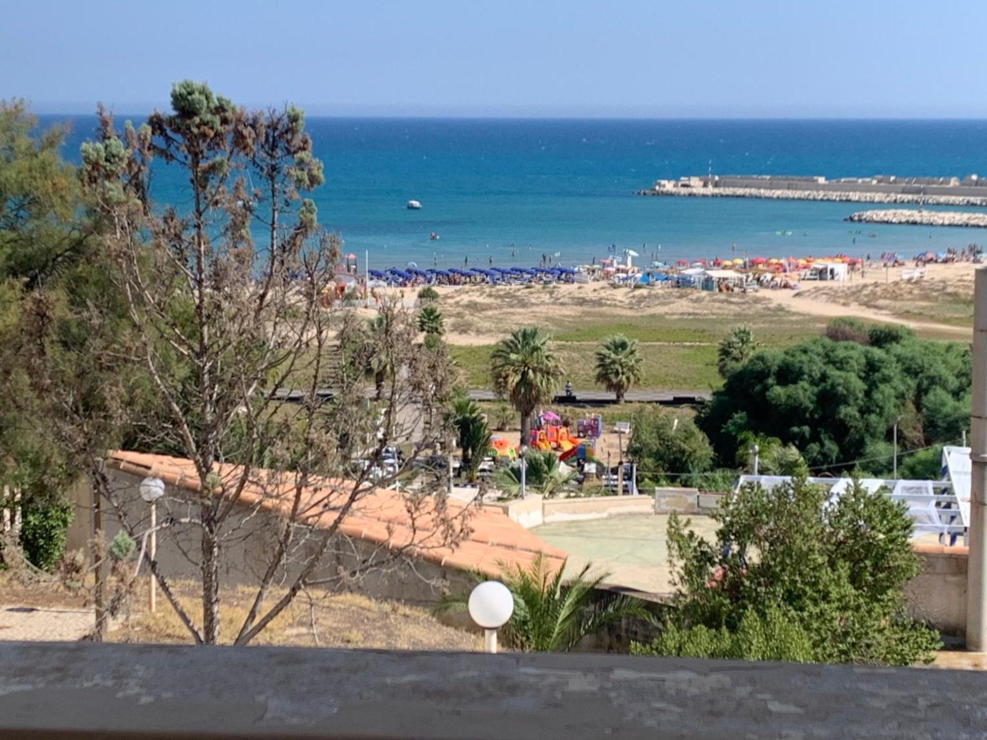 Hotel La Bussola Portopalo di Capo Passero Exterior foto